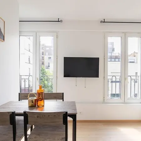 New Flat 15 Min From Paris , Ideal For 4 Guests Apartamento Clichy